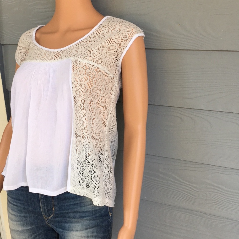 Rue 21 Top - Picture 2 of 7